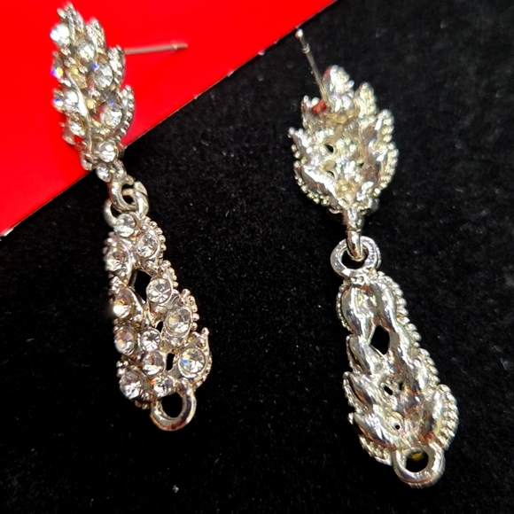 Silver Tone Rhnistones Drop Earrings - Picture 9 of 13